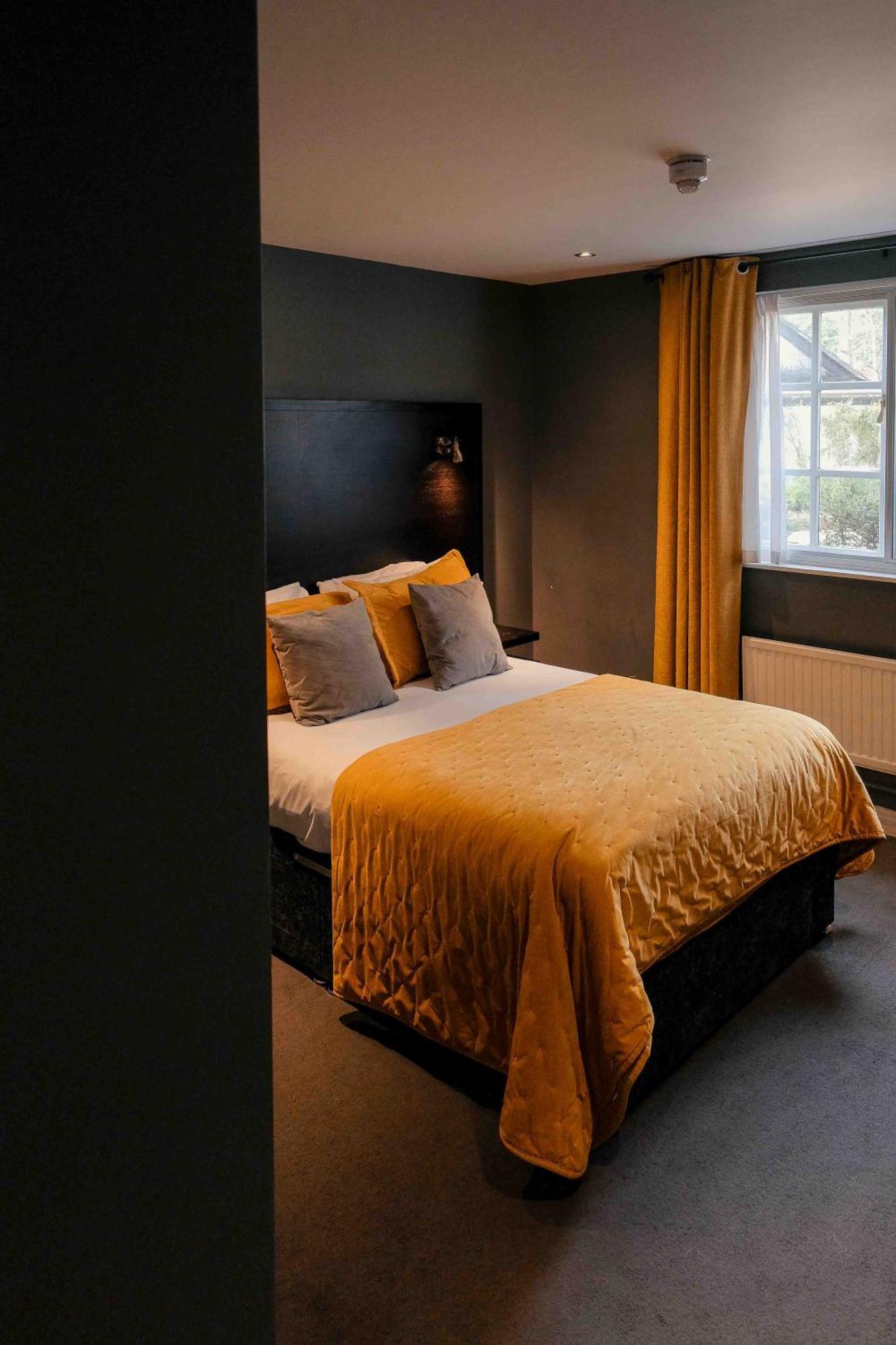 Hotel The Vicarage Holmes Chapel Exterior foto